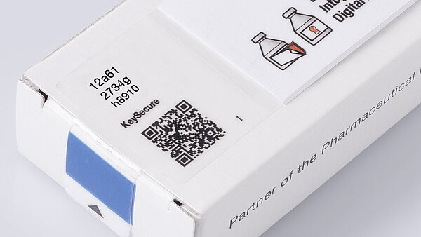 配备 KeySecure 数字安全功能的折叠纸盒的密封件可以使用智能手机进行真实性检查。